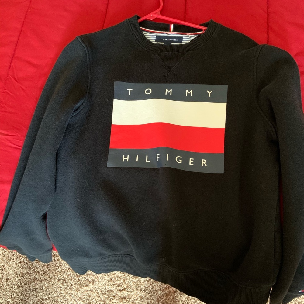 Tommy Hilfiger crewneck sweater
